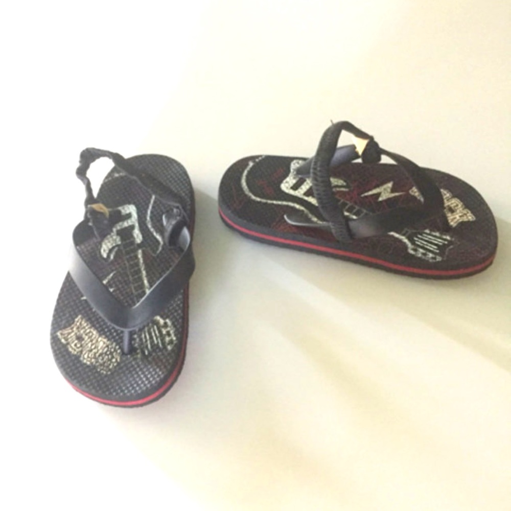 21. Size 10-11 The Children’s Place Thong Flip Flops - Guitar Rock Graphic